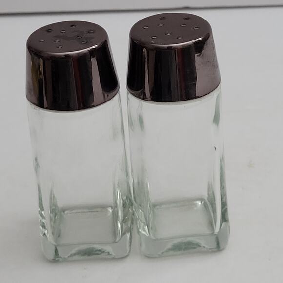 Salt and Pepper Shakers - Picture 6 of 7